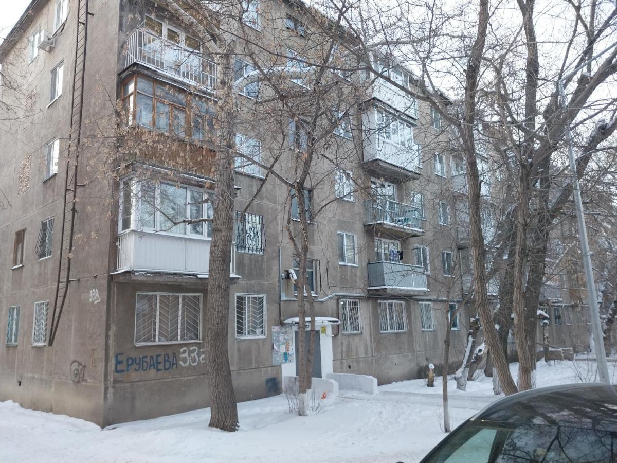 Apartaments In The City Center Karagandy Exterior foto
